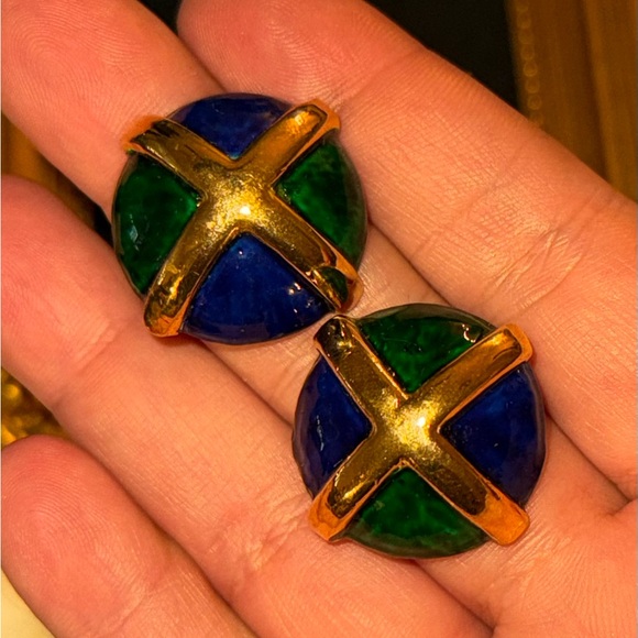 Vintage Jewelry - VTG Fabulous Blue and Green Marbled Enamel Goldtone Earrings